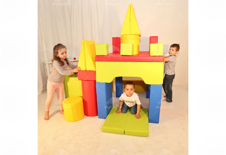 SMALL CASTLE (2)